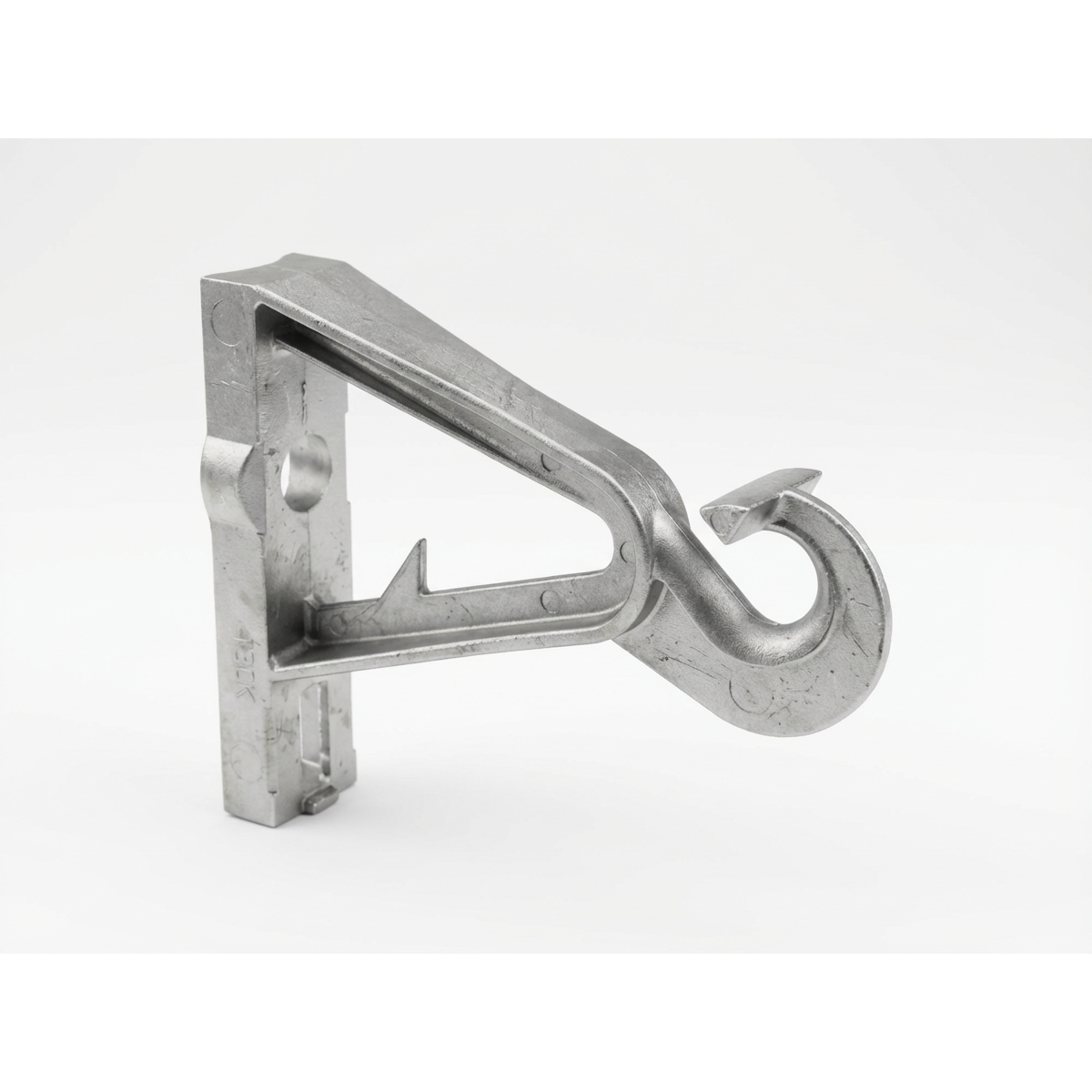 Кронштейн CS-1500 для крепления зажимов на опорах